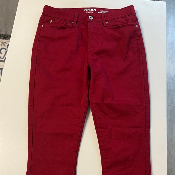 Denizen Levi's Red Skinny Jeans - Picture 1 of 7